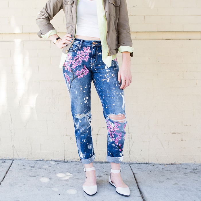 (1) Fashion DIY Transform Your Old Jeans Into Cute Cherry Blossom Boyfriend Jeans-fashioncorner
