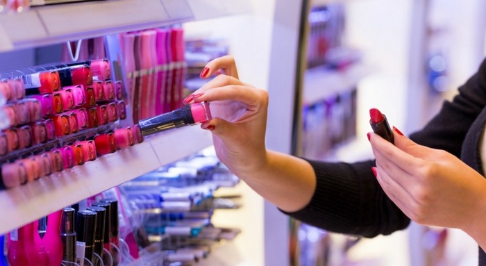 Skin Care Tips: What You Need To Know About Makeup Testers, Storage, Cleaning And Expiration?