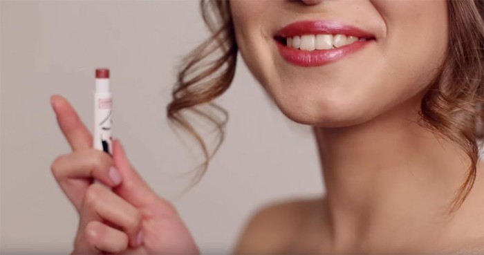 How to Take Care of Your Dry Lips this Winter