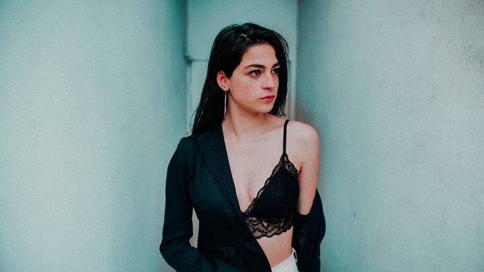 5 Style Tips on How to Wear Bralettes in Autumn 2019