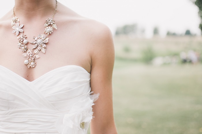 Picking Out the Right Jewelry for Your Big Day