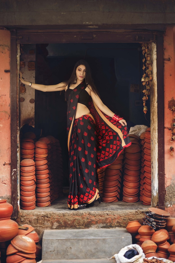 7 Tips to Buy Sarees Online