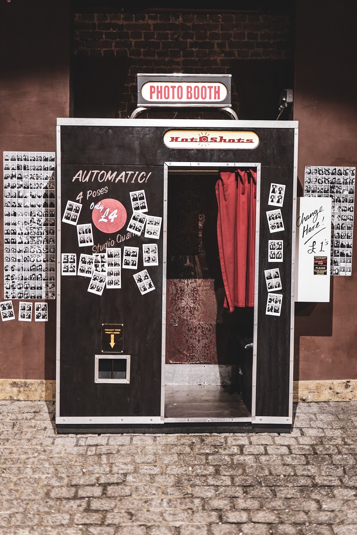 Photo Booth: The Next Generation - What do Photo Booths Have To Offer?