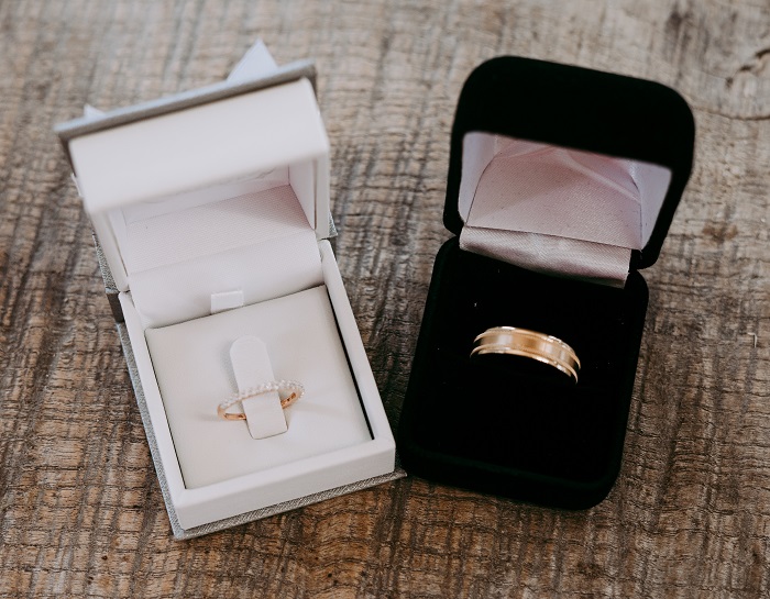 What do You Do with the Old Wedding Rings after Divorce?